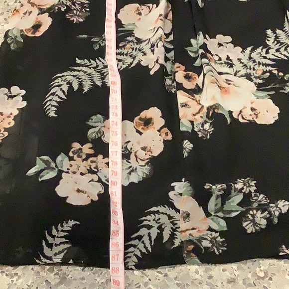 BCBGeneration. Floral dress - Picture 6 of 6